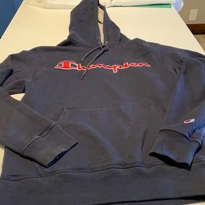 Champion men’s small hooded sweatshirt